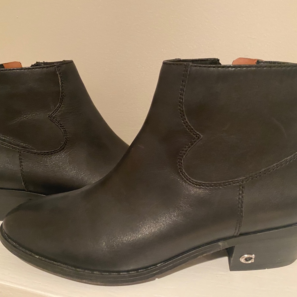 Coach boots